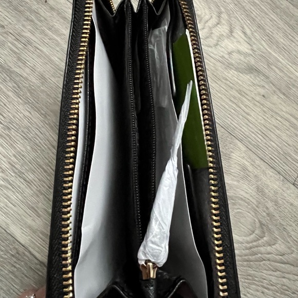 NWT Kate Spade Wallet/Wristlet - Picture 2 of 3